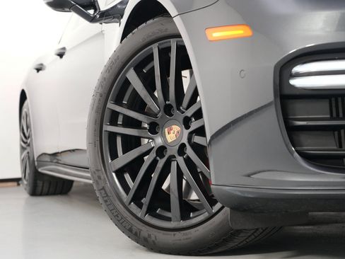 Used 2019 Porsche Panamera GTS AWD/4WD image 59