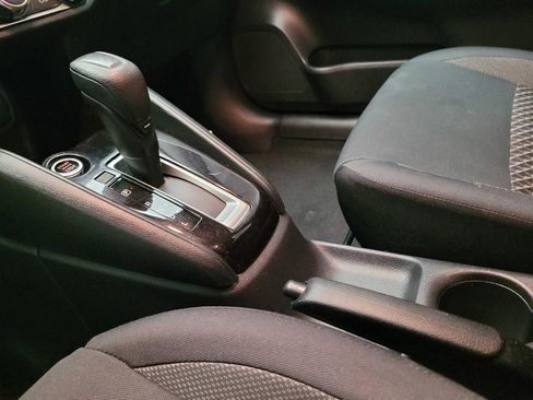 Used 2020 Nissan Versa S FWD image 26