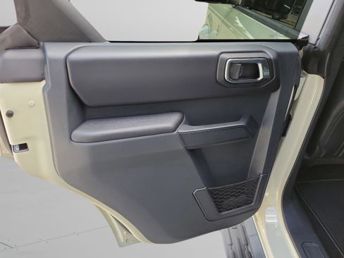 New 2025 Ford Bronco Outer Banks image 8