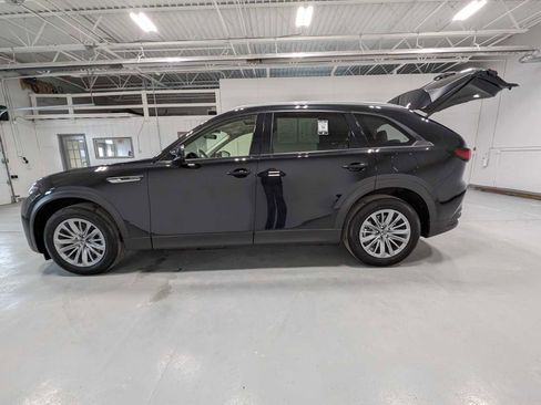 Certified 2025 MAZDA CX-90 3.3 Turbo w/ Preferred Package image 12