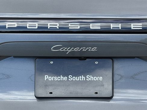 Certified 2023 Porsche Cayenne image 25