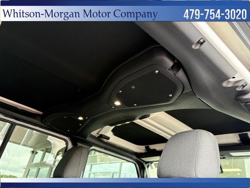 Used 2024 Jeep Wrangler Unlimited Rubicon w/ Technology Group AWD/4WD image 41