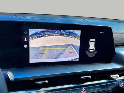 Used 2023 Kia Telluride LX FWD image 27