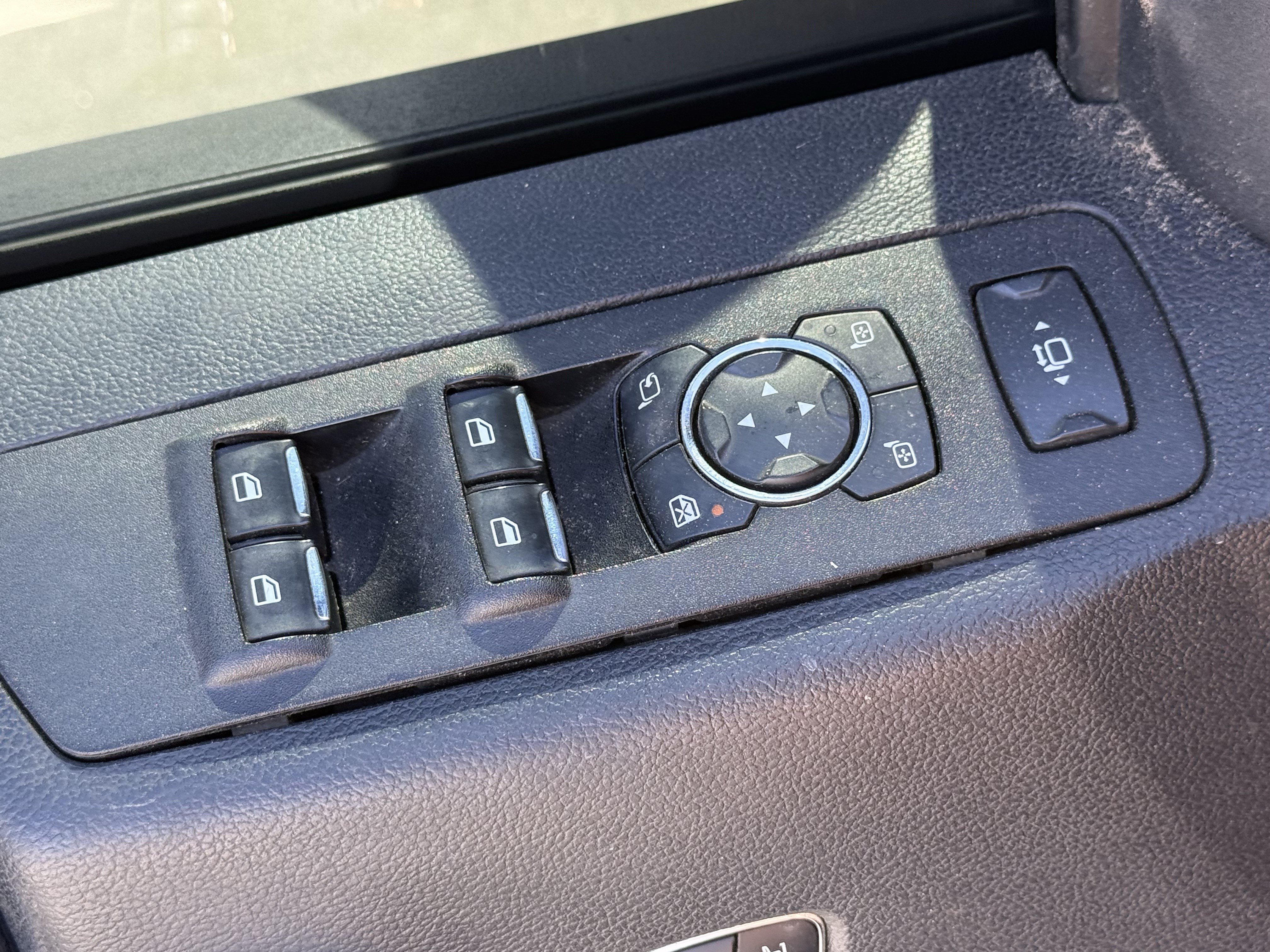 Used 2021 Ford F250 Lariat AWD/4WD image 26
