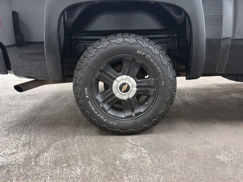 Used 2013 Chevrolet Silverado 1500 LT w/ All-Star Edition AWD/4WD image 23