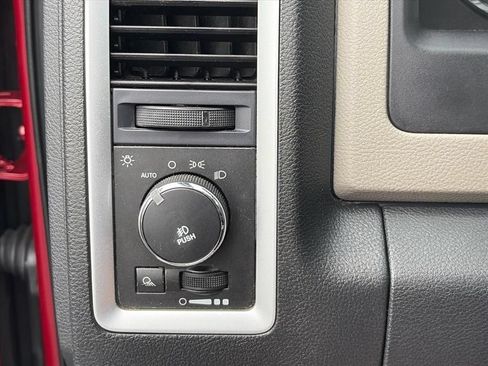 Used 2011 RAM 1500 Big Horn AWD/4WD image 22
