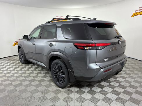 New 2026 Nissan Pathfinder SL w/ SL Premium Package FWD image 3