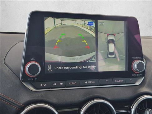 Used 2022 Nissan Sentra SR w/ SR Premium Package image 13