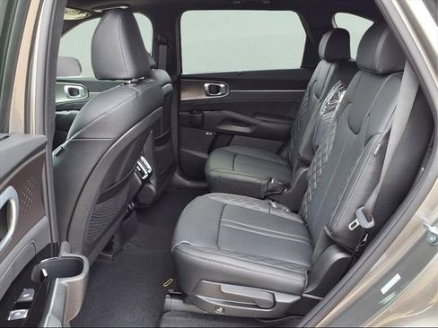New 2026 Kia Sorento SX Prestige AWD/4WD image 17