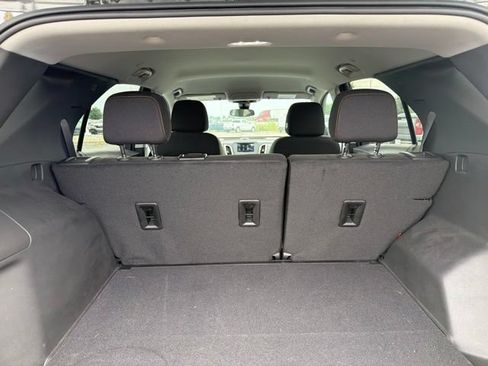 Used 2024 Chevrolet Equinox LT w/ LPO, Floor Liner Package FWD image 7