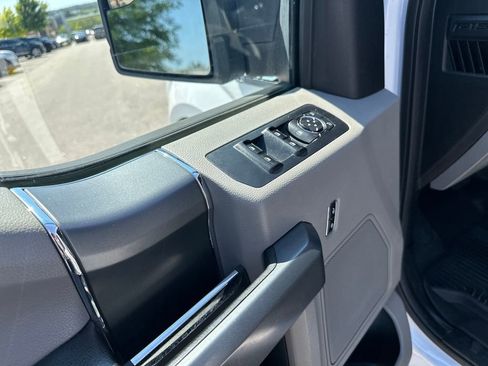 Used 2018 Ford F150 XLT w/ Equipment Group 302A Luxury AWD/4WD image 16