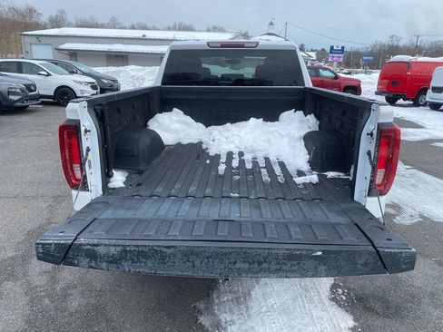 Used 2021 GMC Sierra 1500 AT4 image 24