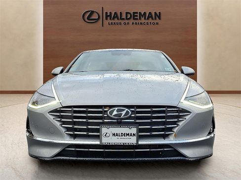 Used 2023 Hyundai Sonata Limited image 2