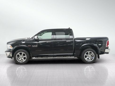 Used 2017 RAM 1500 Laramie AWD/4WD image 2