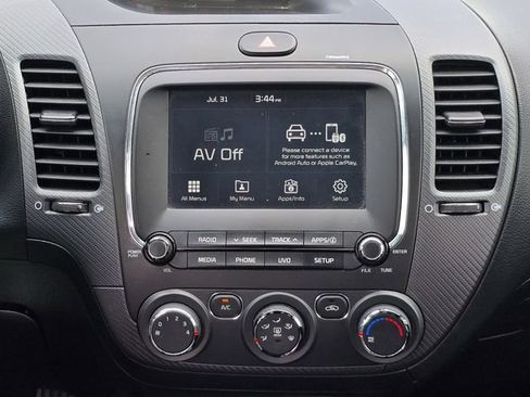 Used 2017 Kia Forte S FWD image 18