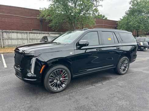 Used 2025 Cadillac Escalade Sport Platinum AWD/4WD image 10