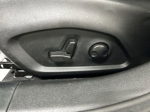Used 2022 Jeep Compass Limited w/ Sun and Sound Group AWD/4WD image 10