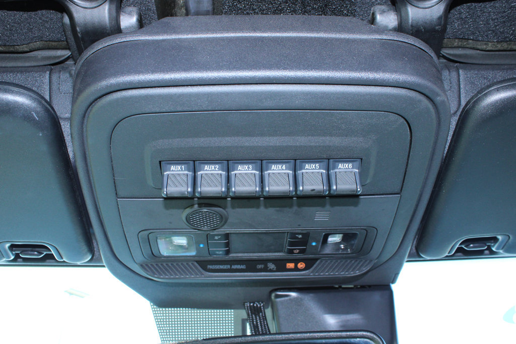 Used 2024 Ford Bronco Black Diamond AWD/4WD image 31
