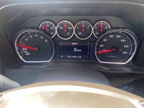 Used 2020 Chevrolet Silverado 1500 LT Trail Boss AWD/4WD image 12