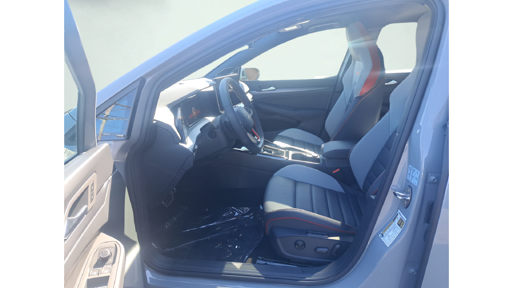 New 2026 Volkswagen GTI SE FWD image 10