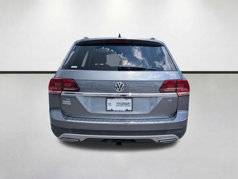 Used 2019 Volkswagen Atlas SE w/ Panoramic Sunroof Package FWD image 5