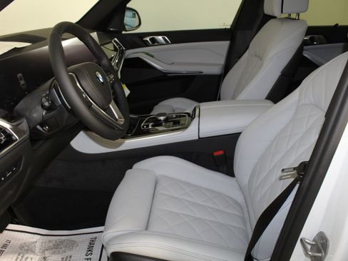 New 2026 BMW X5 sDrive40i w/ Climate Comfort Package image 5