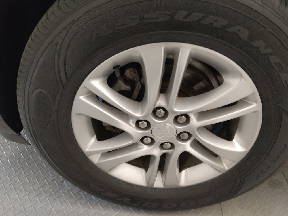 Used 2018 Buick Enclave Essence FWD image 31