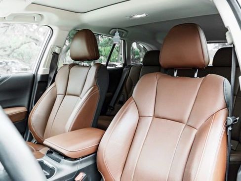 Used 2022 Subaru Outback Touring XT w/ Tech Package 3 image 10