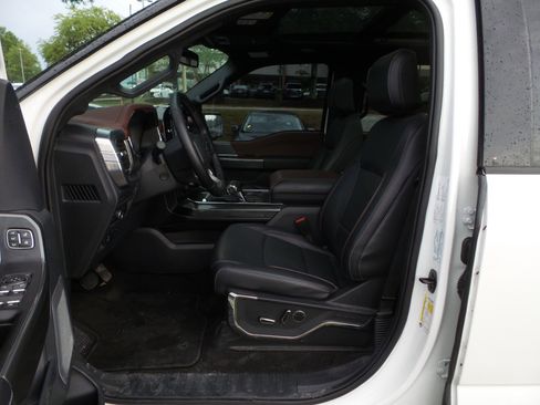 Used 2022 Ford F150 Lariat w/ Equipment Group 502A High AWD/4WD image 31