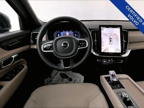 Certified 2025 Volvo XC90 B5 Plus image 7