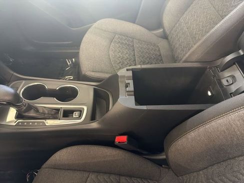 Certified 2024 Chevrolet Equinox LT FWD image 25
