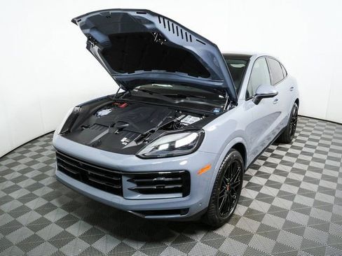 New 2026 Porsche Cayenne Coupe image 35
