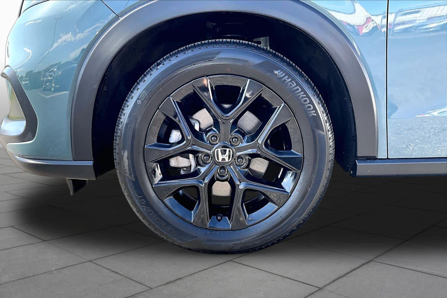 Used 2024 Honda HR-V Sport image 11