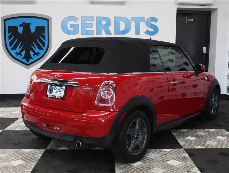 Used 2013 MINI Cooper Convertible w/ Always Open Pkg FWD image 4