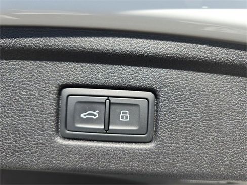 Used 2023 Audi A5 2.0T Premium Plus w/ Premium Plus image 16
