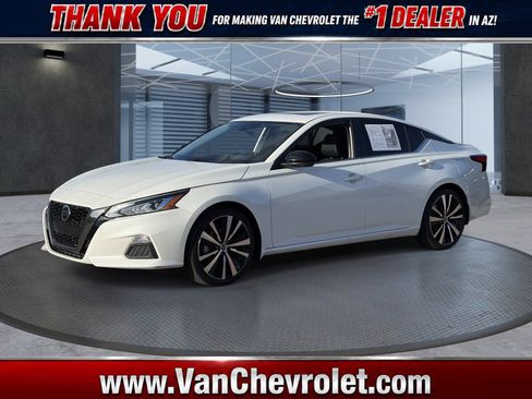 Used 2021 Nissan Altima 2.5 SR w/ SR Premium Package FWD image 1