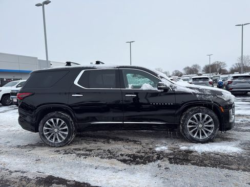 Used 2023 Chevrolet Traverse Premier w/ LPO, Floor Liner Package image 4