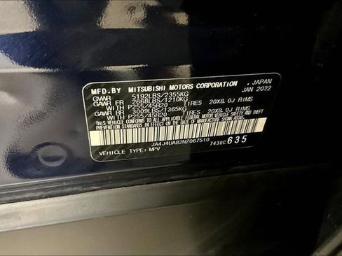 Used 2022 Mitsubishi Outlander SE image 32