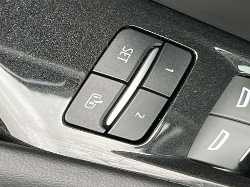 Used 2023 Cadillac Escalade ESV Sport Platinum image 34