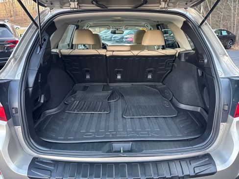Used 2015 Subaru Outback 2.5i Limited image 31