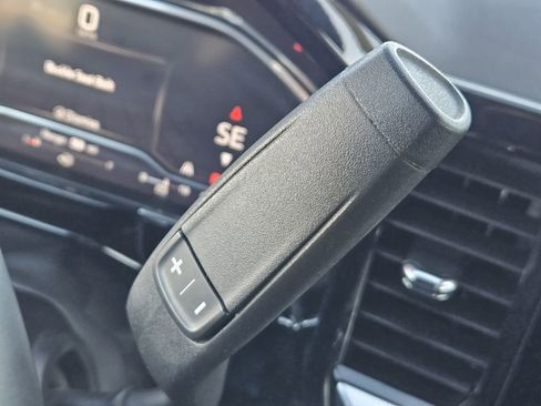 Used 2024 GMC Sierra 1500 SLT image 28