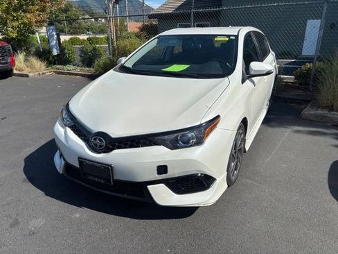 Used 2016 Scion iM FWD image 4