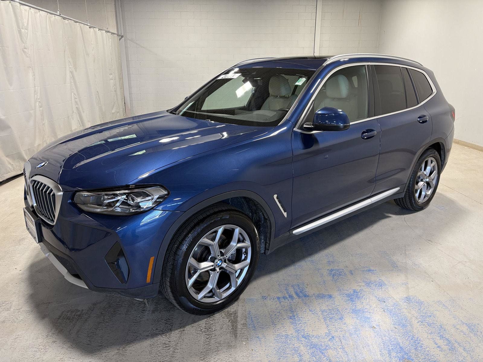 Used 2023 BMW X3 xDrive30i w/ Convenience Package AWD/4WD image 1