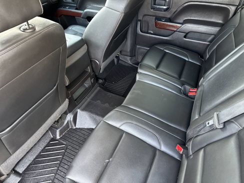 Used 2018 GMC Sierra 1500 SLT w/ Suspension Package, Off-Road image 13