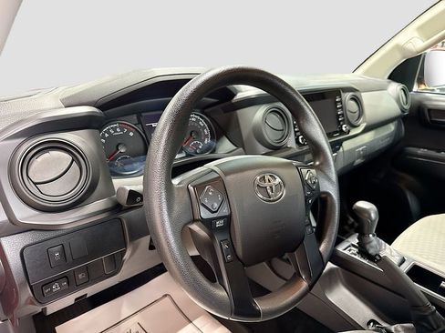 Used 2021 Toyota Tacoma SR image 9