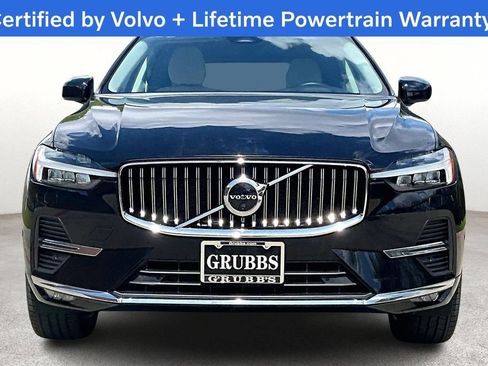Certified 2023 Volvo XC60 B5 Plus w/ Climate Package AWD/4WD image 4