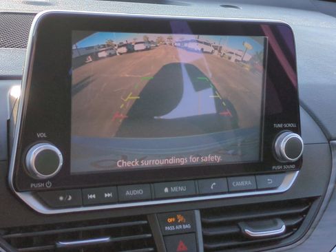 Certified 2023 Nissan Altima 2.5 SV image 17