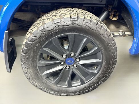 Used 2019 Ford F150 Lariat w/ Equipment Group 502A Luxury image 33