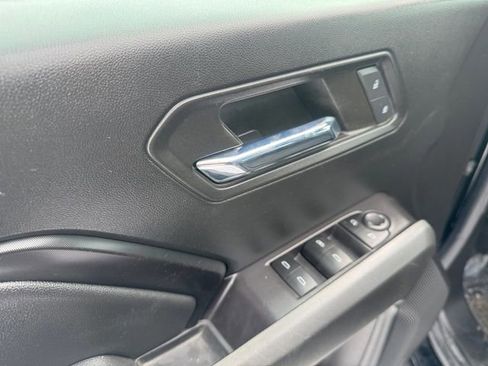 Certified 2023 Chevrolet Colorado LT w/ LT Convenience Package II image 11