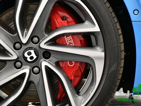 Used 2025 Bentley Flying Spur Plug-In Hybrid image 74